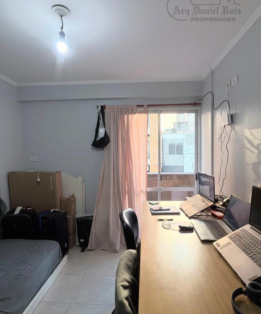 Foto de Departamento 2 dormitorios y balcón frontal en Bs. As. al 600, imagen 5