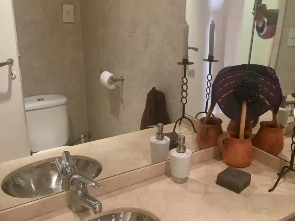 Venta - Riglos Al 100 - 5 Ambientes con Dependencia 3