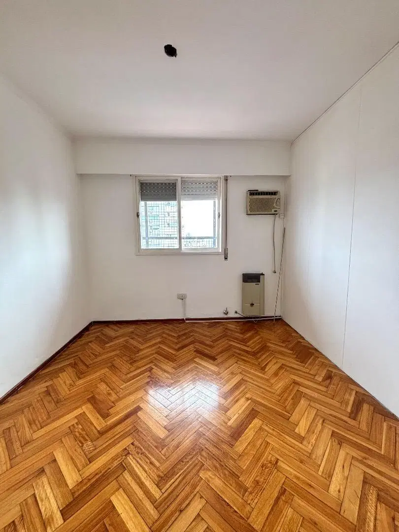 DEPARTAMENTO DE DOS DORMITORIOS C/ COCHERA 5