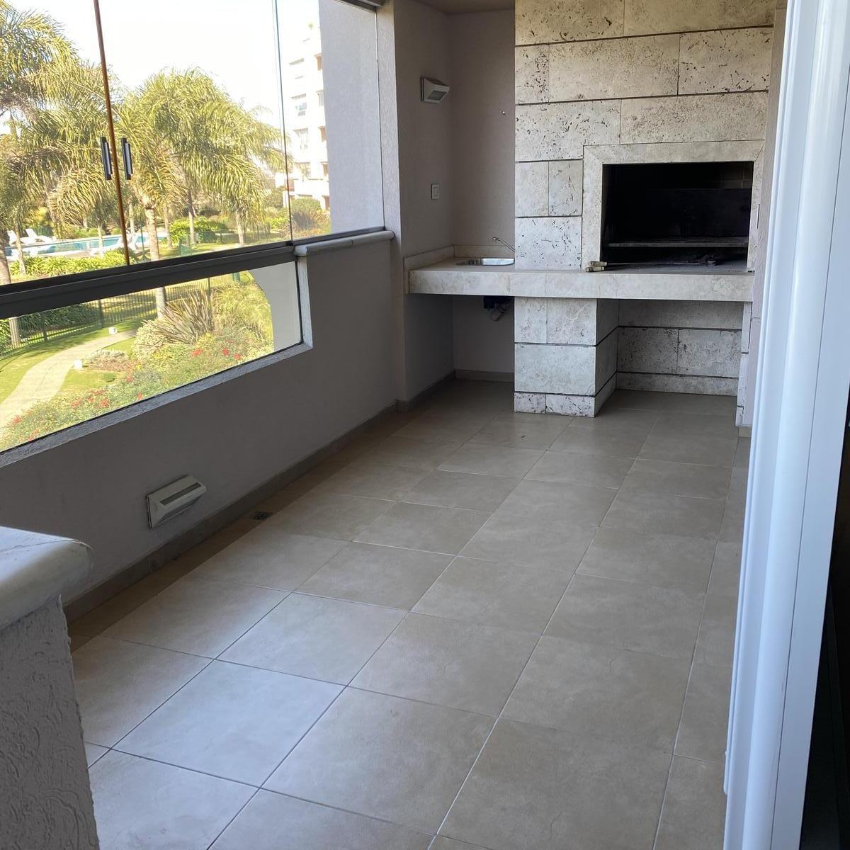 Departamento de 2 Dorm. en Village Plaza! 1