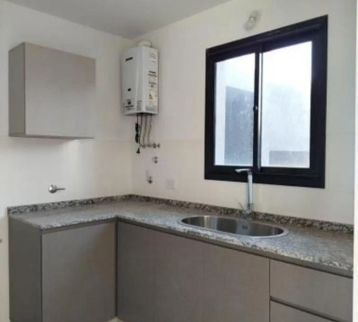 SE ALQUILA DUPLEX DE 3 DORMITORIOS EN RINCONES DE MANANTIALES 3