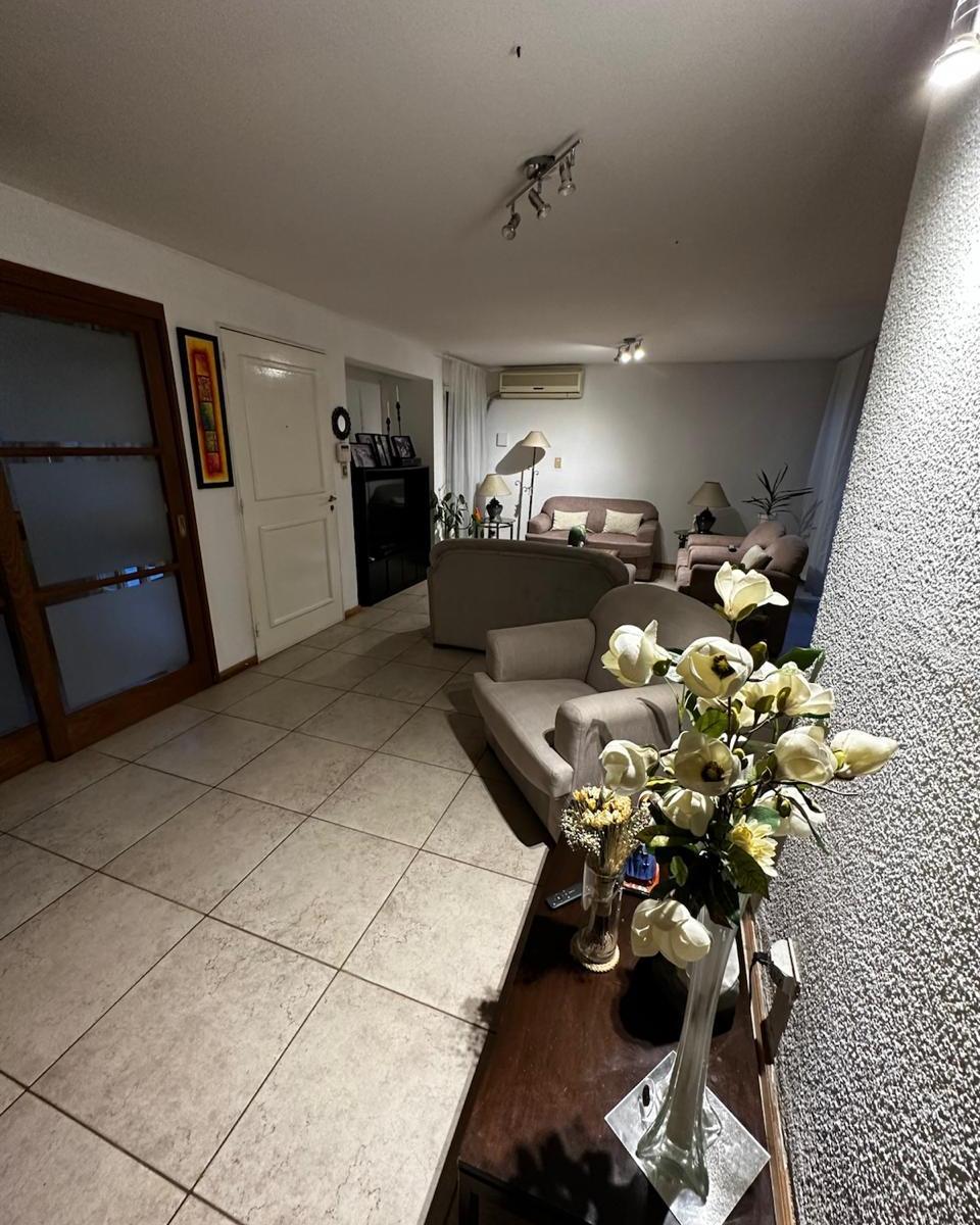 Venta de Duplex en Godoy Cruz - Barrio Arizu 4