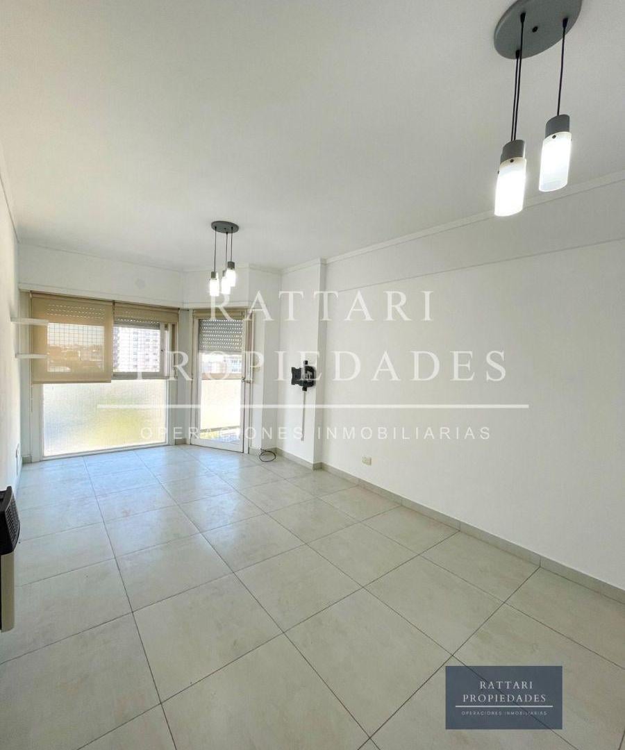 Alquiler Departamento 3 Ambientes c/ balcón Excelente Ubicación San Justo Centro