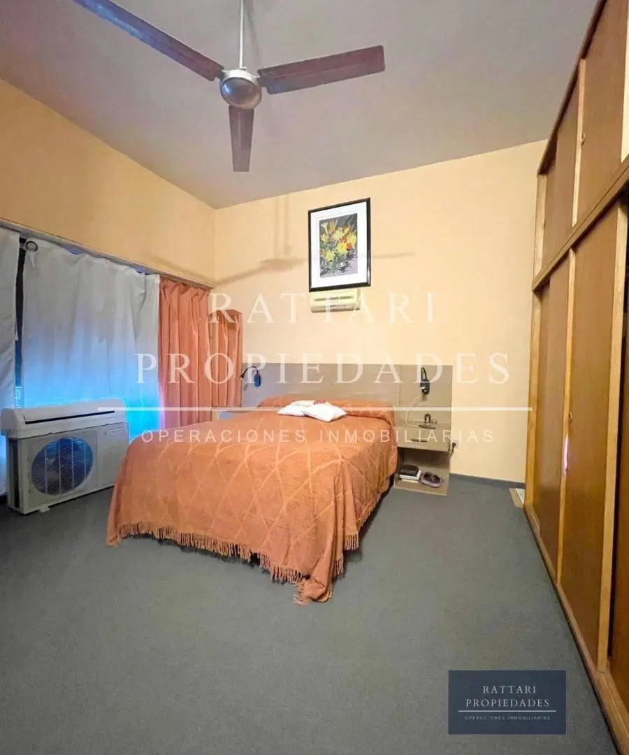 Venta Casa en Lote Propio 5 Ambientes El Palomar Toma Propiedad en Parte de Pago 2