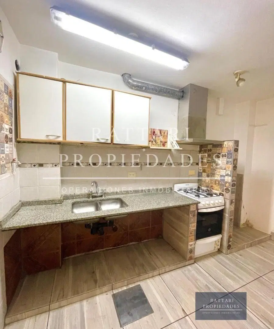 Venta Departamento 3 Ambientes en Planta Baja Ramos Mejía Centro Oportunidad 2