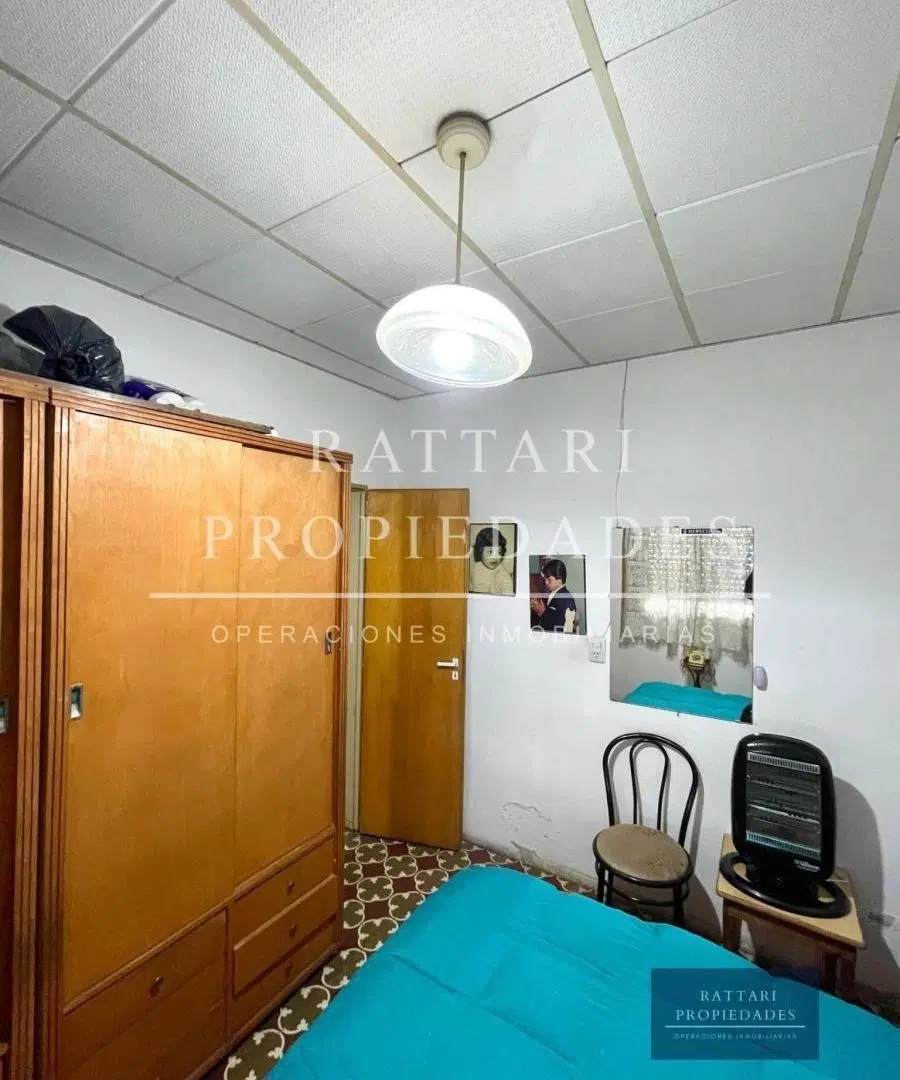 Venta PH 3 Ambientes Al Frente con Patio. Lomas del Mirador. Oportunidad 1