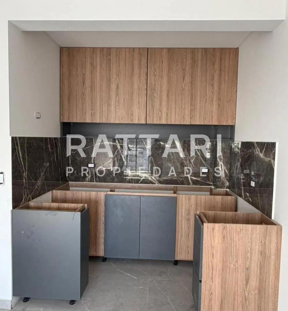 Venta Departamento 2 Ambientes con Balcón. San Justo. 4