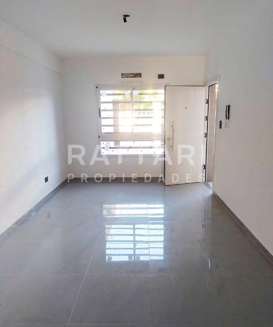 Venta Departamento a Estrenar 2 Ambientes y Medio con Patio y Jardín - Villa Luzuriaga 4
