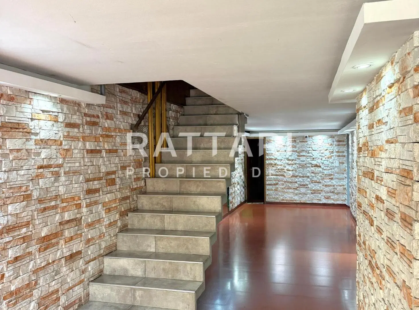 Venta Departamento 3 Ambientes con balcón en San Justo Centro. Oportunidad 4