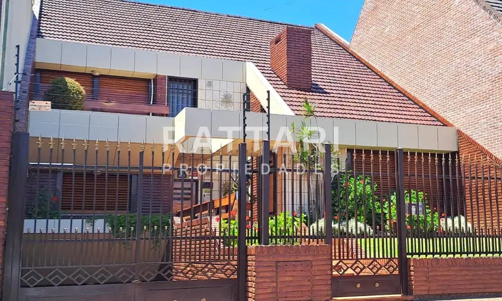 Venta Casa 6 Ambientes - Ramos Mejia 2