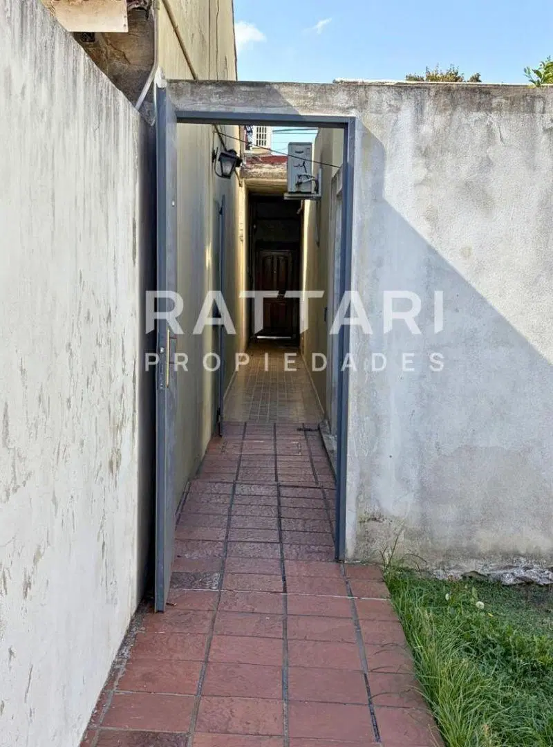 Venta Casa en PH 4 Ambientes Villa Luzuriaga 5