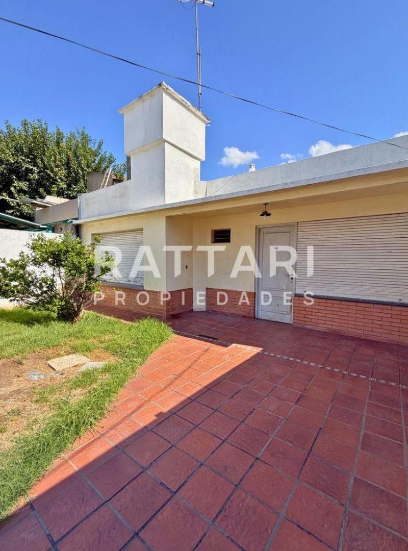 Foto de Venta Casa en PH 4 Ambientes Villa Luzuriaga, imagen 1
