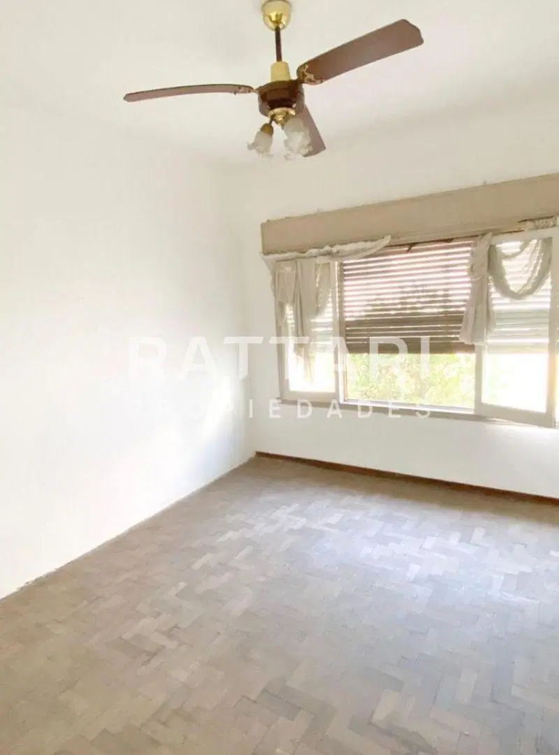 Venta Casa en PH 4 Ambientes Villa Luzuriaga 3