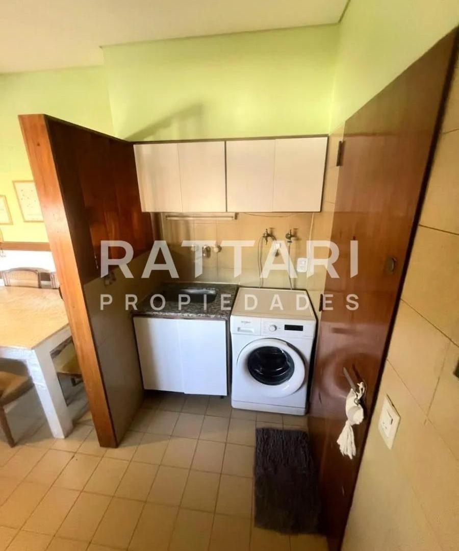 Foto de Venta Departamento 4 Ambientes con Balcón y Cochera Cubierta - San, imagen 2
