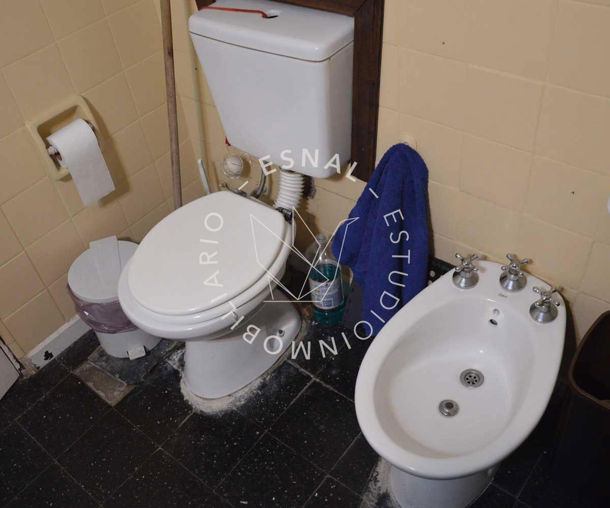 Venta Casa 2 Dorm. con Cochera 2