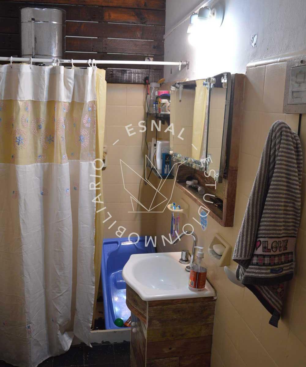 Venta Casa 2 Dorm. con Cochera 5