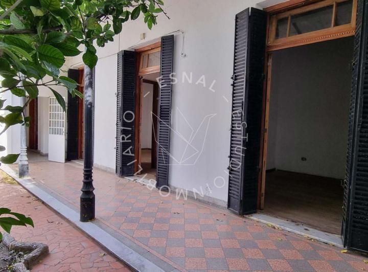 Casa de estilo para uso institucional/comercial. Zona Oroño/río 2