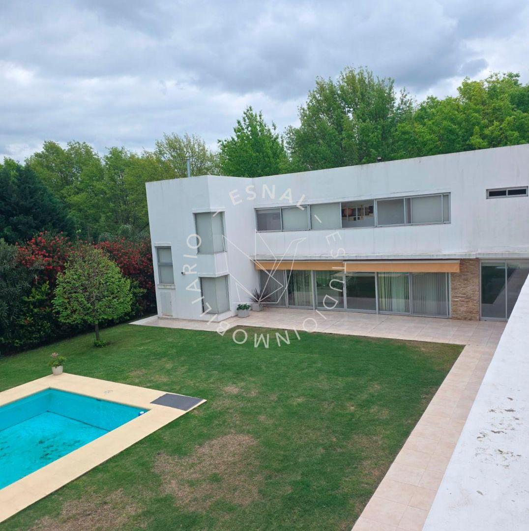 Foto de Venta Casa 5 dormitorios - Los Alamos Club de Campo - Ibarlucea, imagen 4