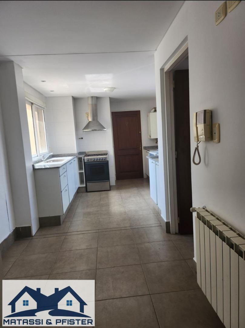 Leguizamon Al 200 - Departamento 3 Dorm. 2
