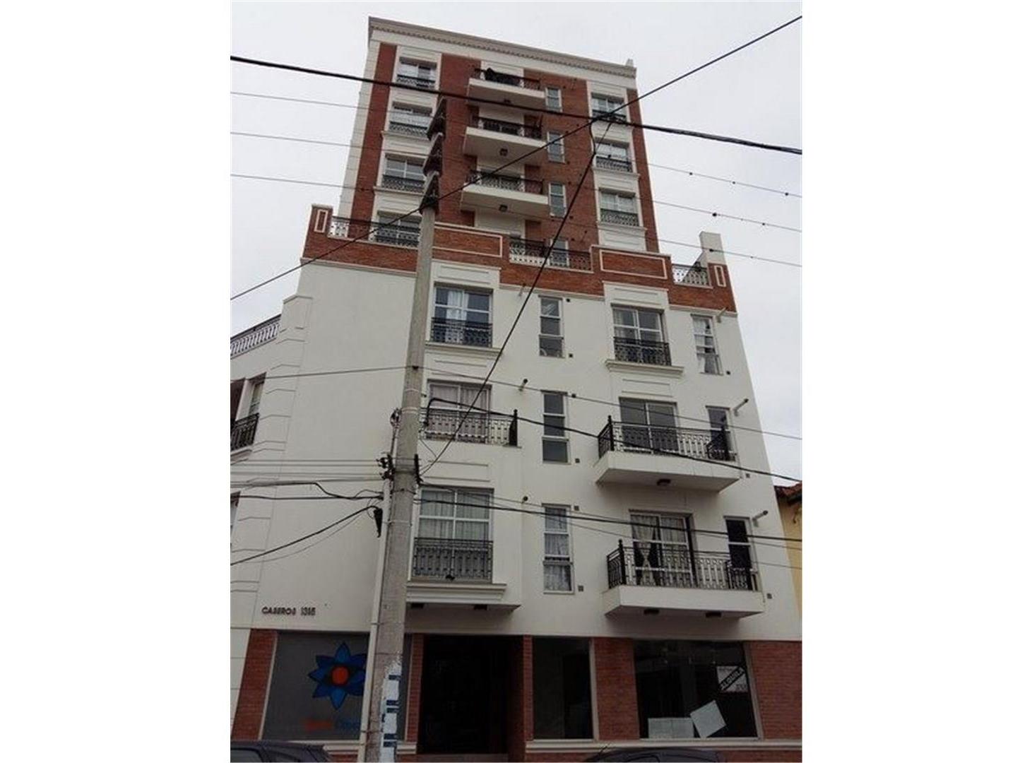 Foto de Departamento en venta de 3 dor con cochera, imagen 4