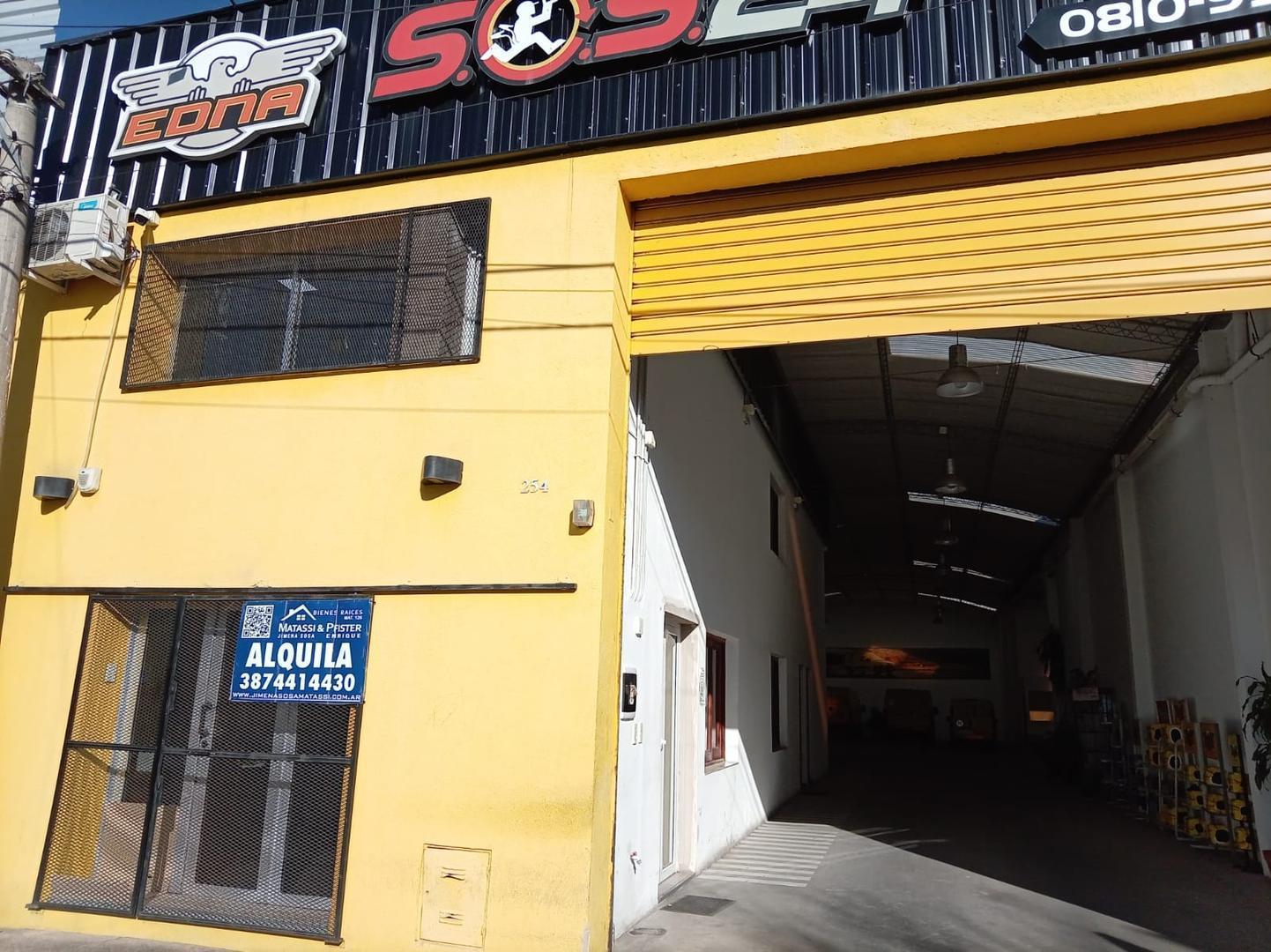 Foto de Galpon y oficinas en calle Chacabuco al 200, imagen 3