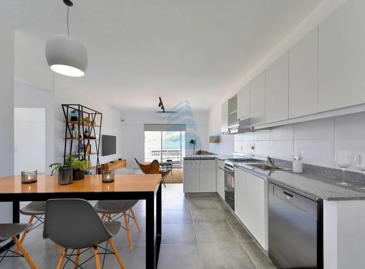 Venta departamento tres ambientes, balcón con parrilla | Condominio El Reparo, km 51 Pilar 3