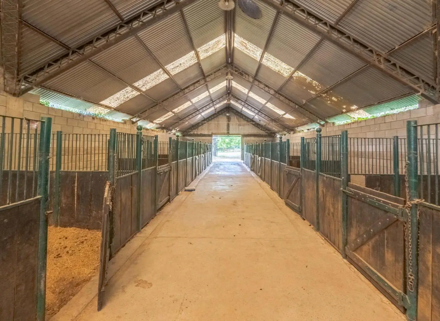 VENDE CAMPO de 24 hectareas con cancha de POLO PILAR Ruta 34 3