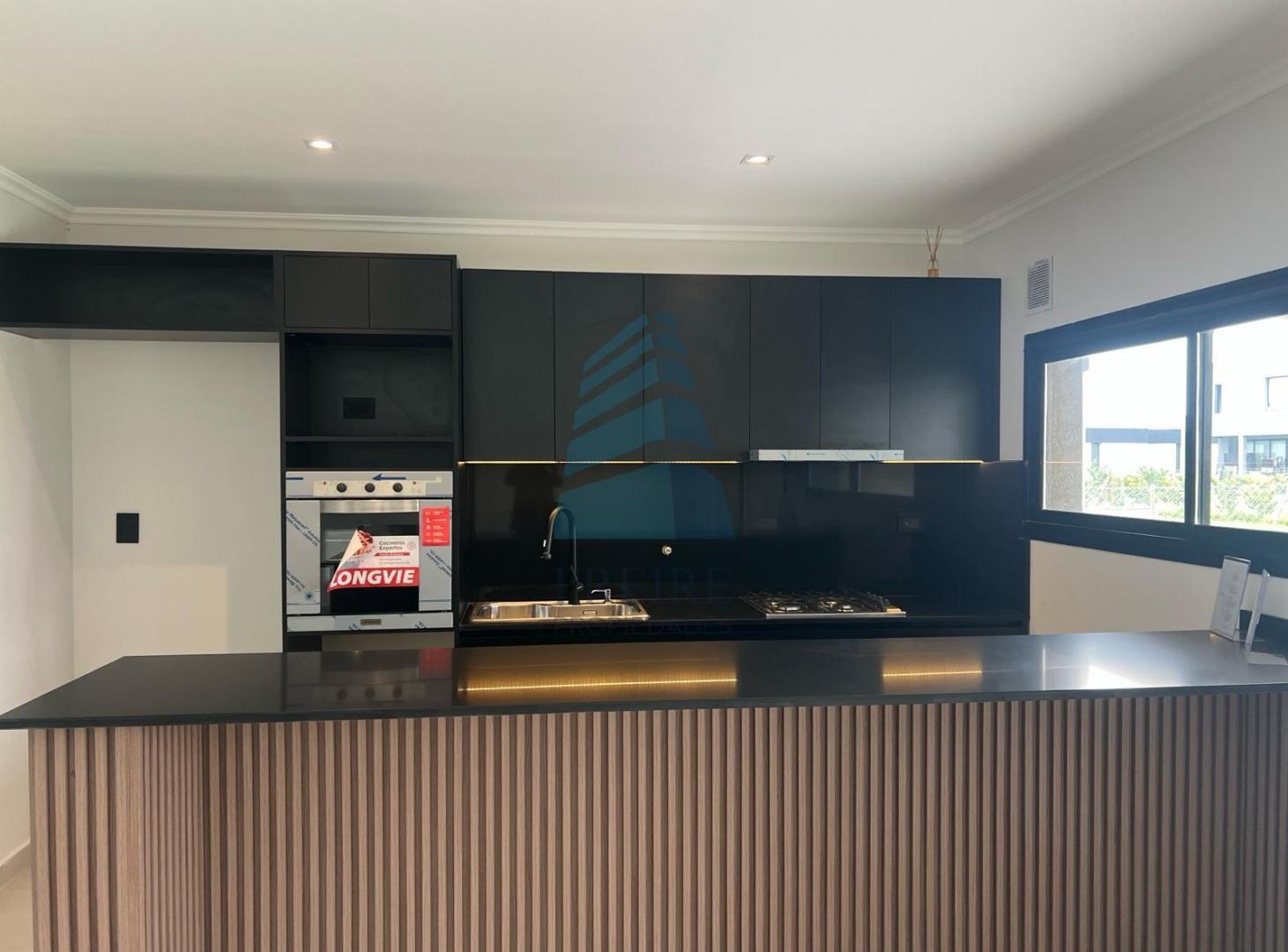 Foto de VENTA Casa de 4 dormitorios en Barrio San Pablo - Pilar, imagen 3