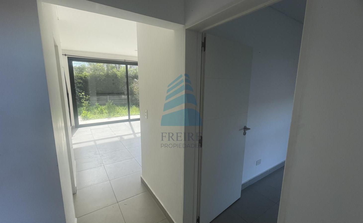 Foto de ALQUILER Departamento 4 ambientes, con jardin y Parrilla, imagen 2