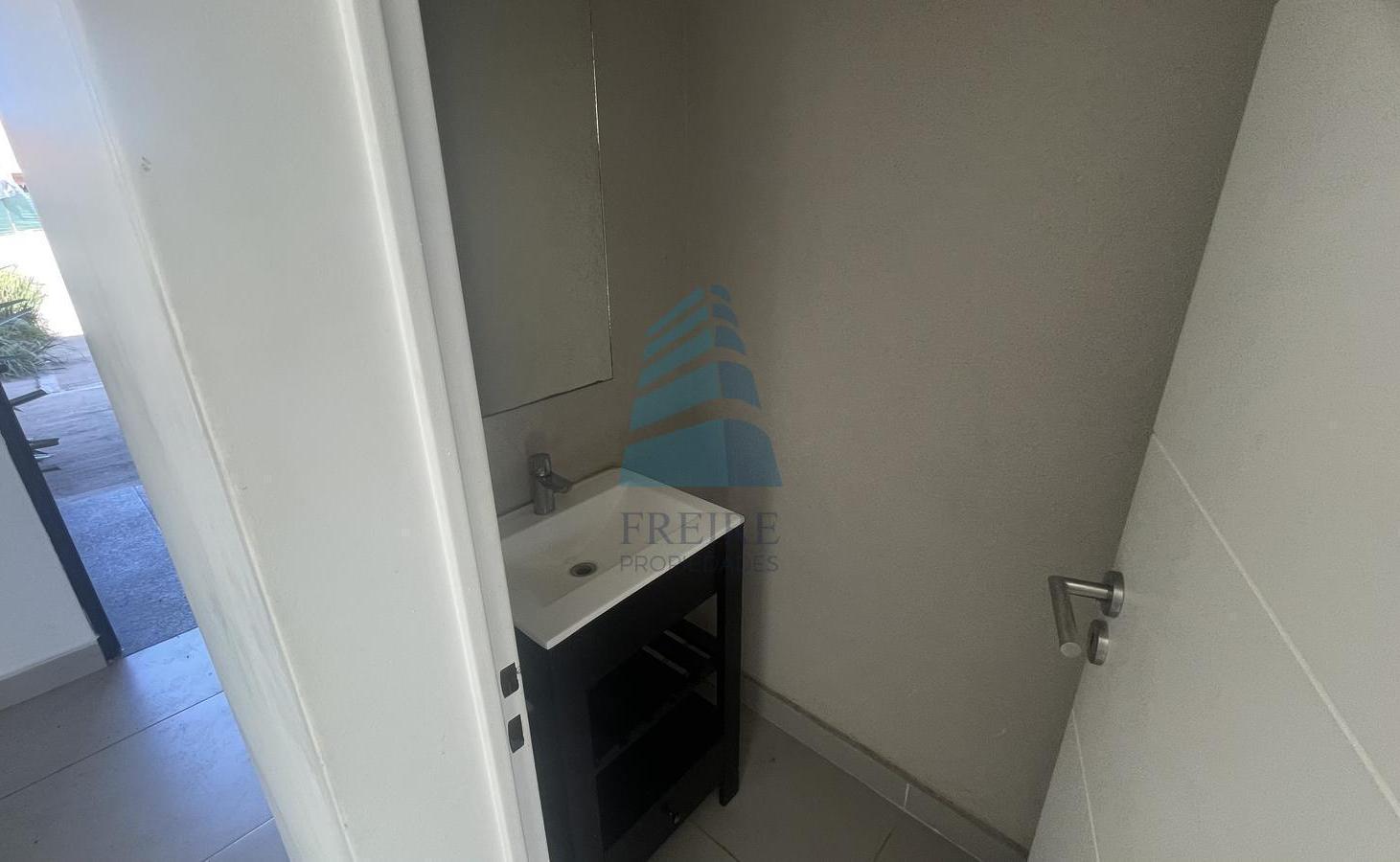 Foto de ALQUILER Departamento 4 ambientes, con jardin y Parrilla, imagen 4