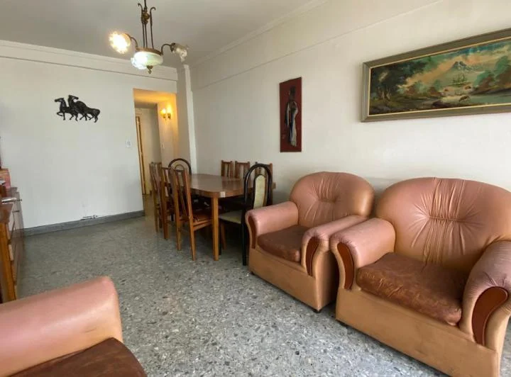 Departamento en Plaza Colon 4