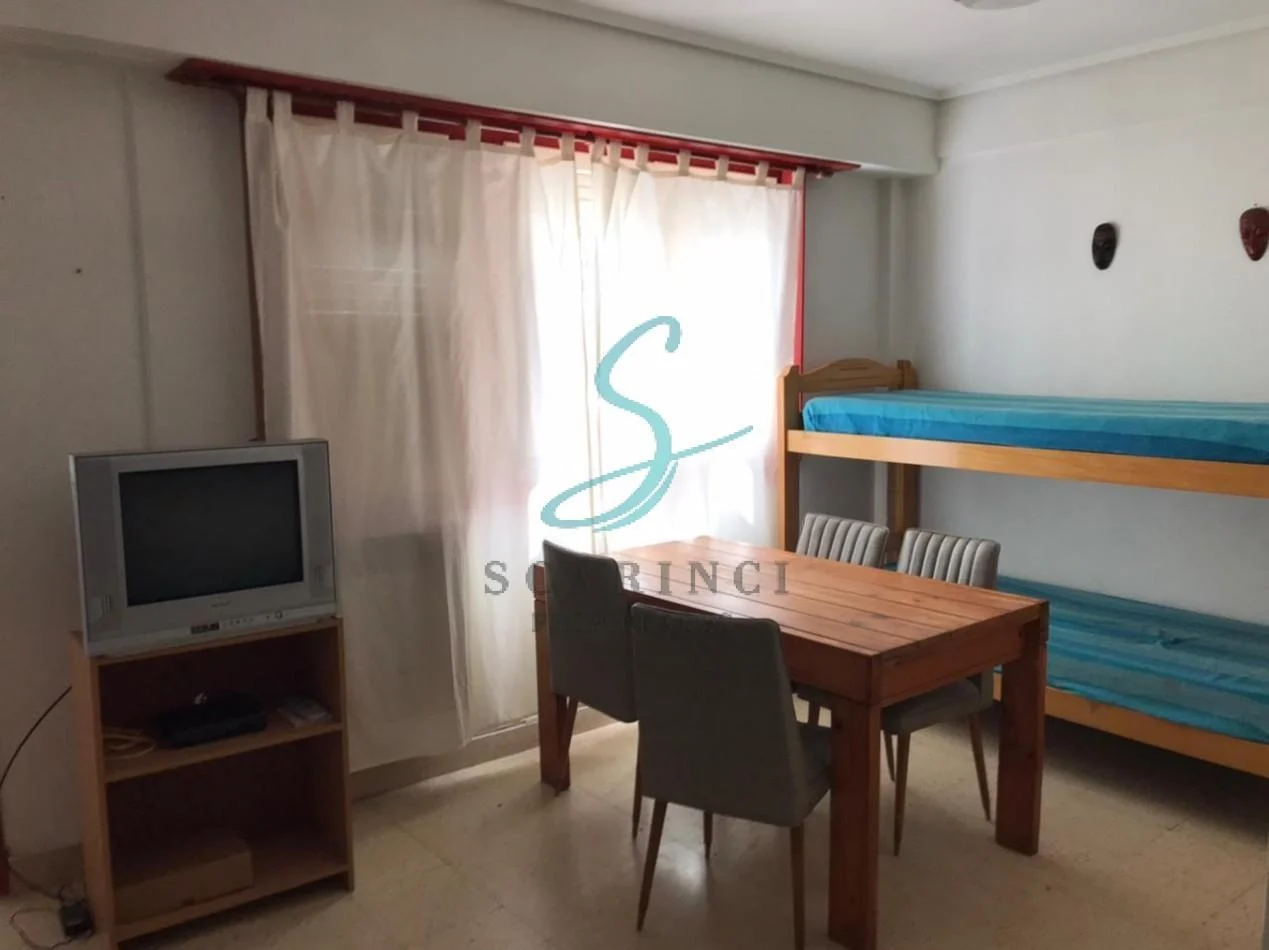 Foto de Alquiler 24 Meses - Departamento de 1 Ambiente, Plaza Colon, imagen 2