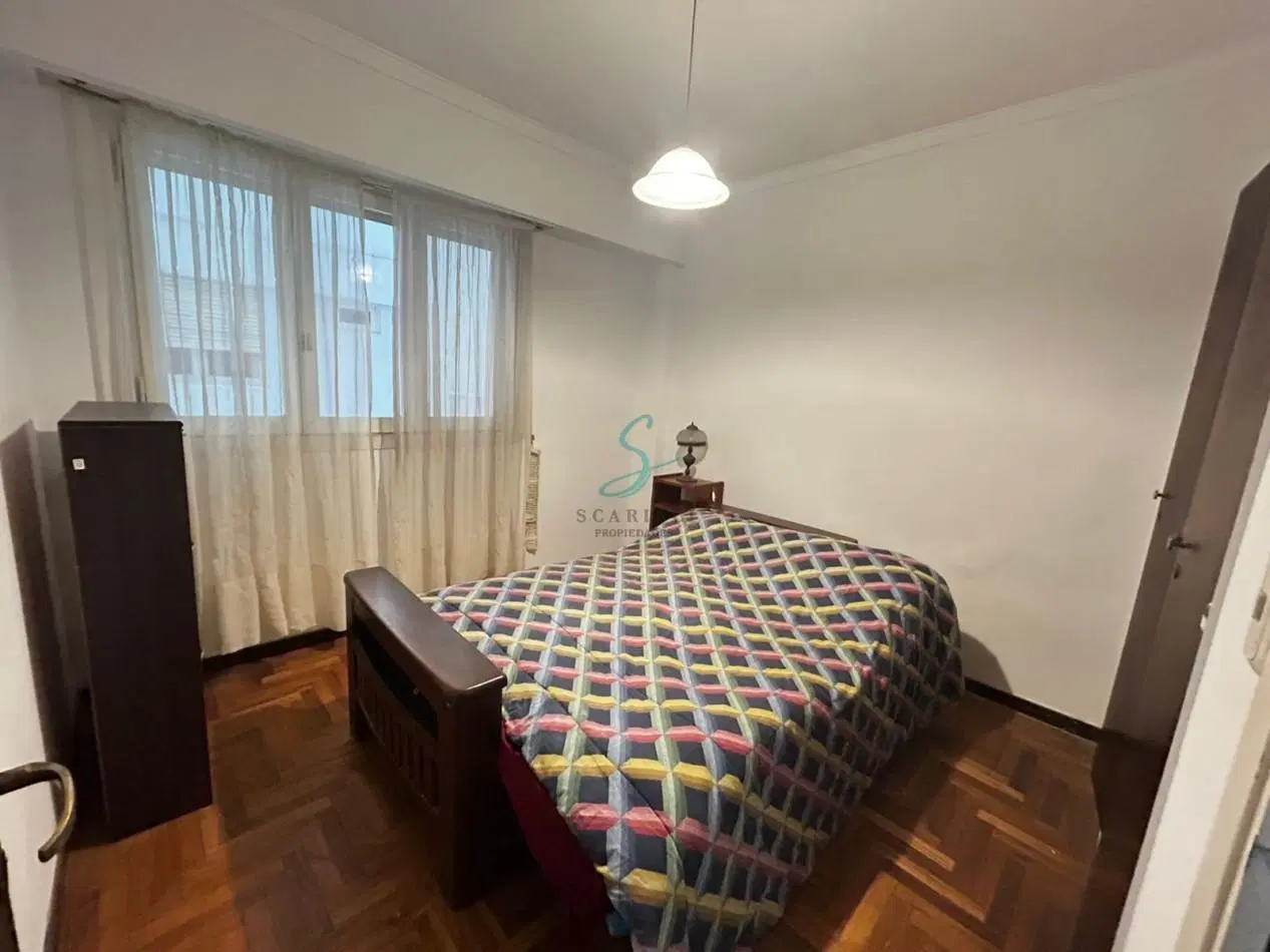 Departamento de 3 Ambientes a la calle con balcon. 5