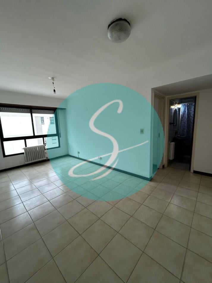Foto de Departamento de 2 ambientes, con vista lateral al mar. Alquiler 24 meses, imagen 5