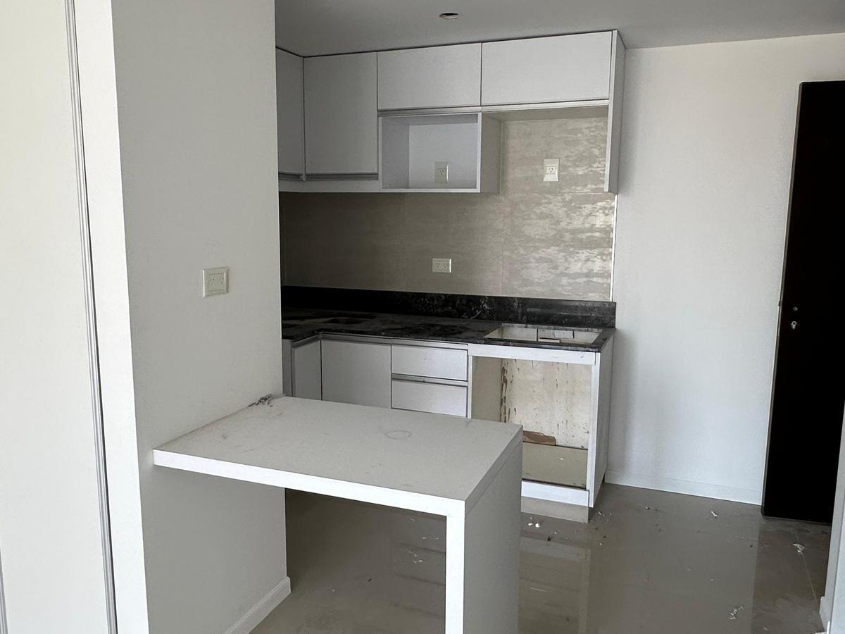 Foto de Departamento 1 amb en Venta Av J. B. Alberdi y Pumacahua a metros de, imagen 2