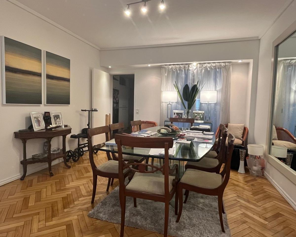 Venta. Departamento 4 Ambientes. Recoleta. Balcón. Cochera. 3