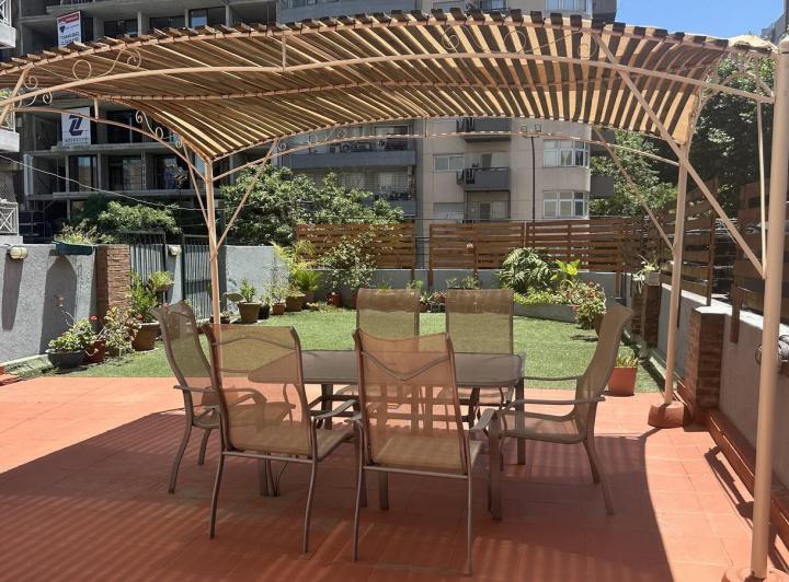 CASA 4 AMBIENTES AMOBLADO. ALQUILER SIN EXPENSAS. CABALLITO. TERRAZA, QUINCHO 4