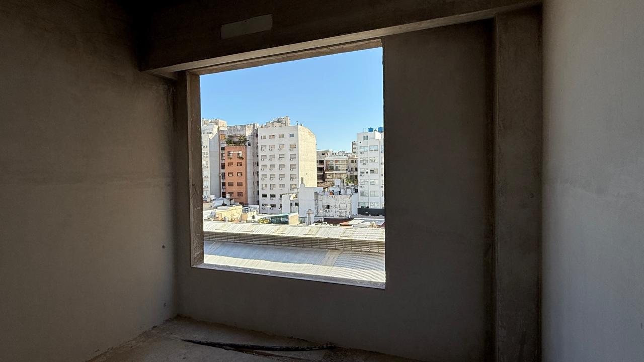 Venta Departamento 3 Ambientes Contra Frente - Riglos al 400 - Caballito