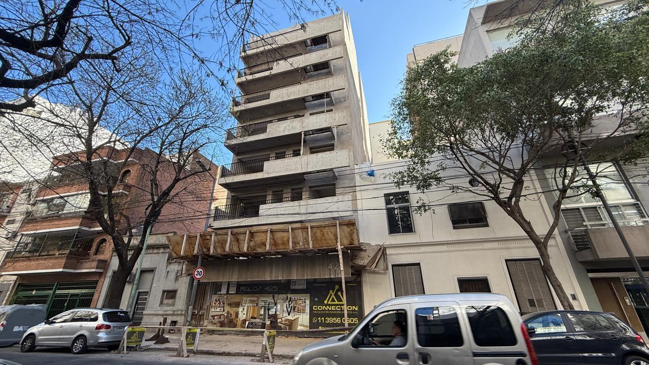 Venta Departamento 3 Ambientes Contra Frente - Riglos al 400 - Caballito