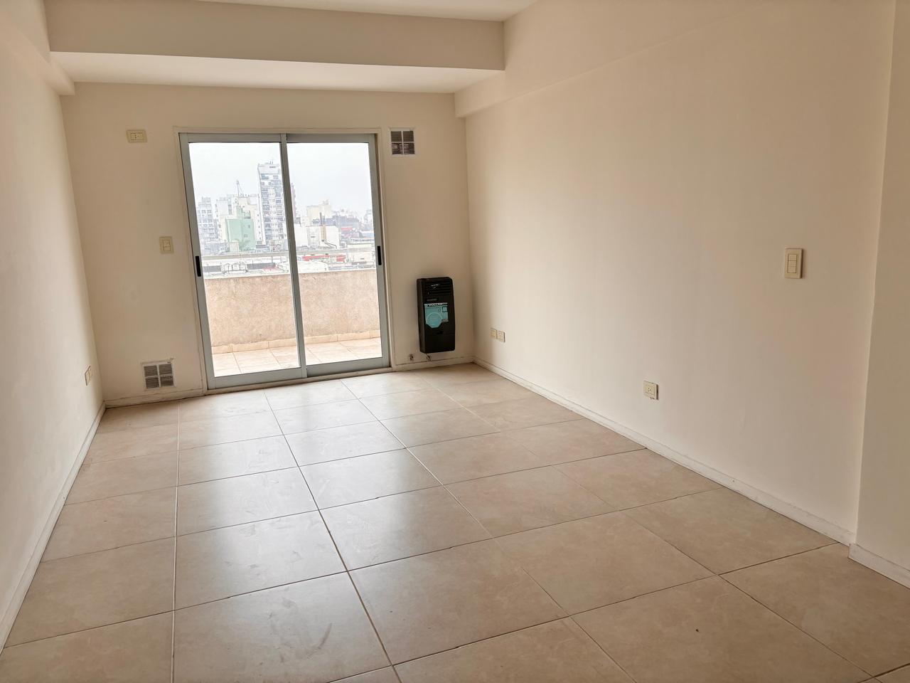 Departamento en Venta - 2 ambientes ubicado en en Flores Sur con Balcón'