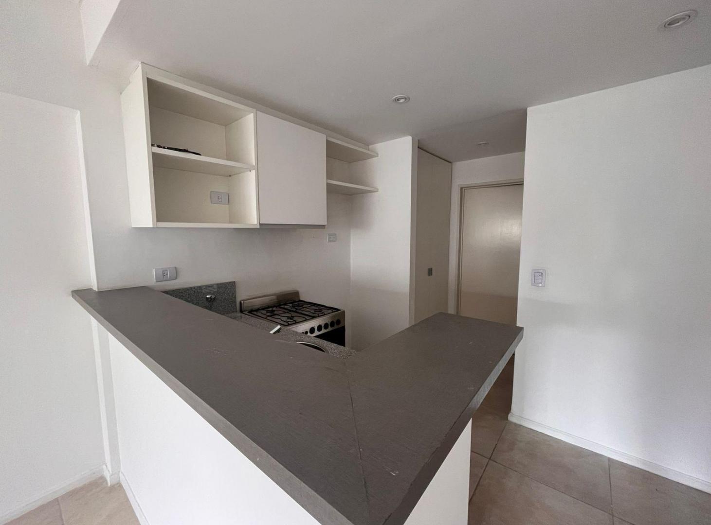 Foto de VENTA MONOAMBIENTE MODERNO EN RECOLETA CON PISCINA Y LAUNDRY, imagen 4