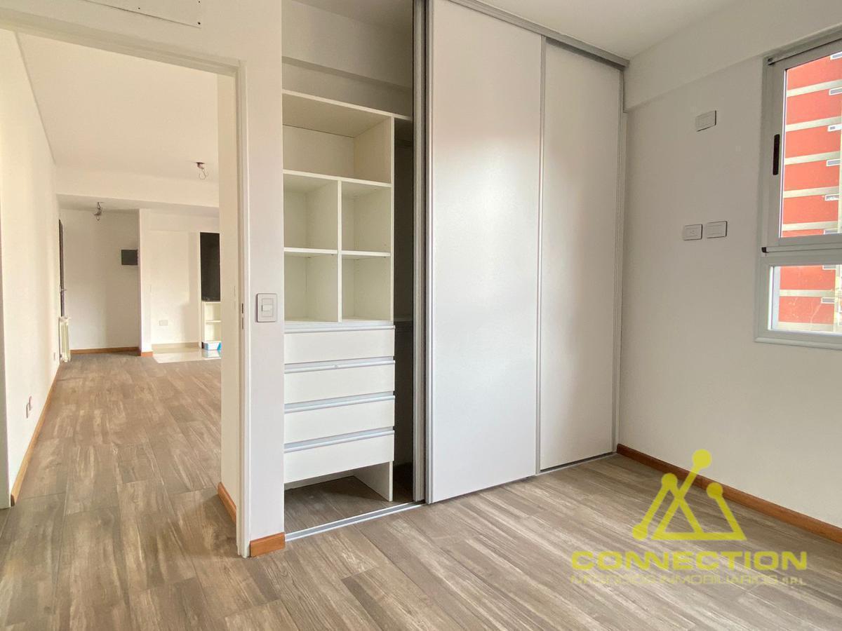 Venta Departamento 2 ambientes con cochera  -  caballito