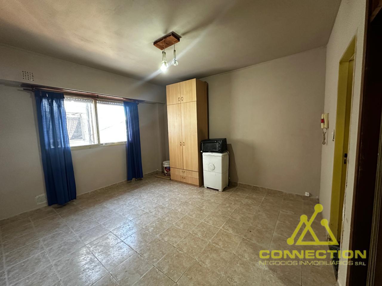 ALQUILER MONOAMBIENTE  EN BALVANERA CON DIVISION EN COCINA