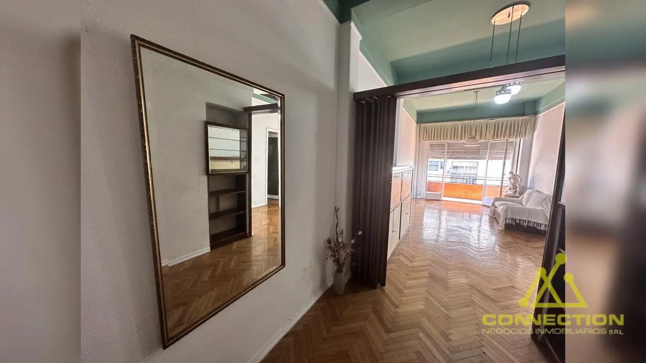 VENTA. DEPARTAMENTO 3 AMBIENTES CON DEPENDENCIA. ONCE.  BALCÓN CORRIDO 5