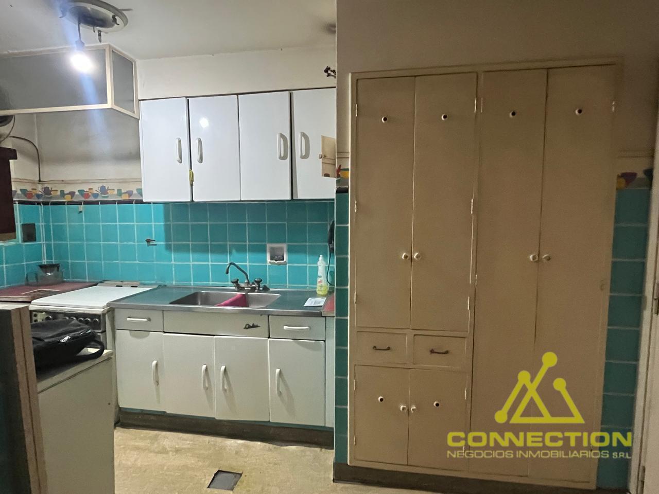Foto de DEPARTAMENTO 4 AMBIENTES DEPENDENCIA AL FRENTE CON BALCÓN – CABALLITO, imagen 5