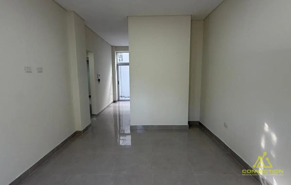 PH 3 ambientes con entrada independiente, reciclado a nuevo con quincho y terraza. 2
