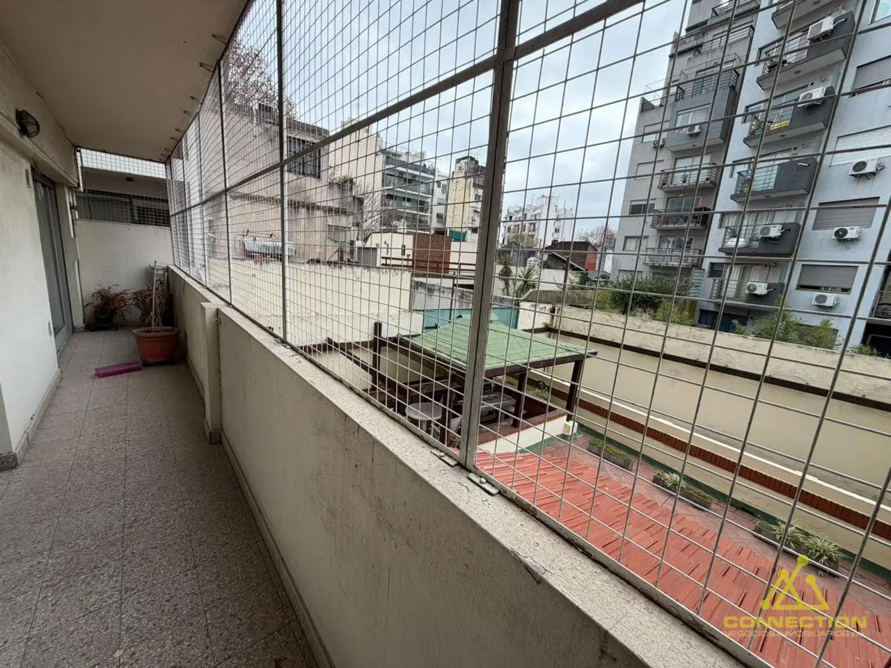 DEPARTAMENTO 3 AMBIENTES EN ALQUILER – CABALLITO – BALCÓN. COCHERA Y BAULERA 4