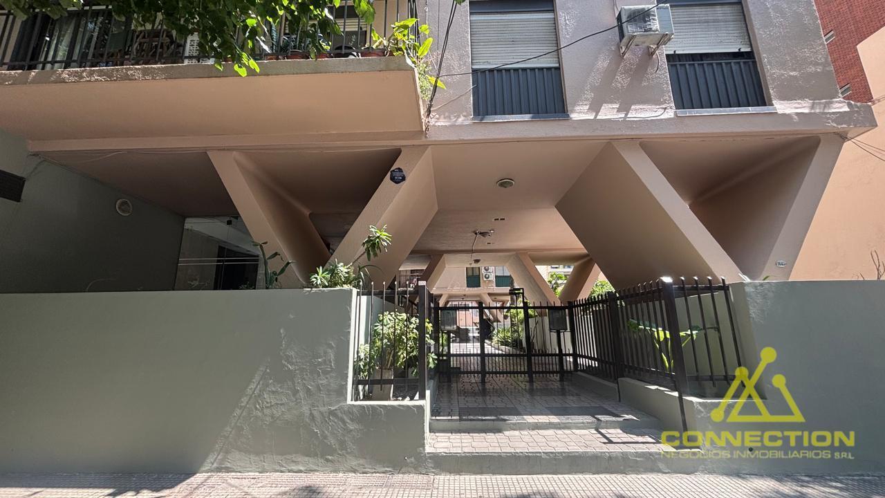Foto de VENTA 4 AMBIENTES CON BALCÓN RECICLADO A NUEVO – CABALLITO, imagen 1