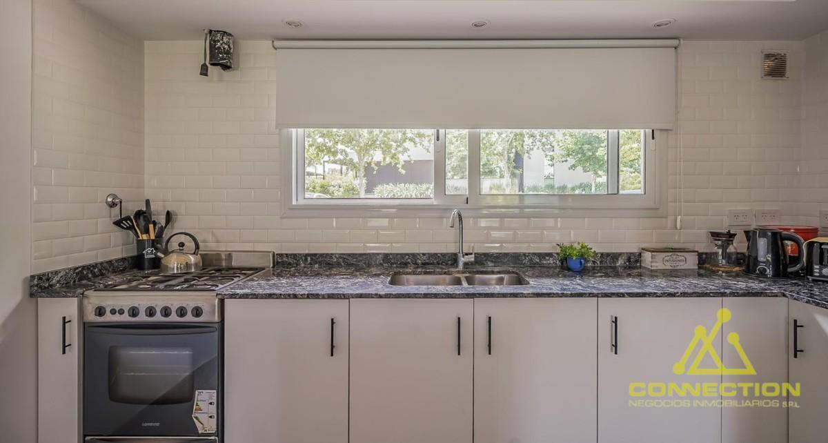Foto de Casa 4 ambientes. Venta. Club de campo La Concepción Lujan, imagen 3
