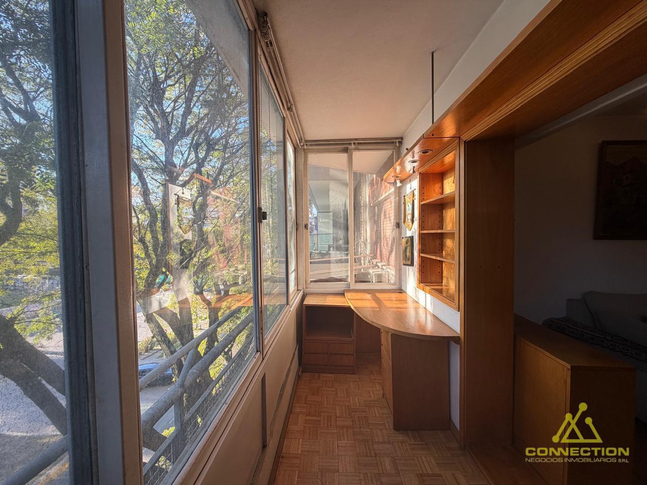 Foto de VENTA 3 AMBIENTES EN BELGRANO - BALCON INTEGRADO AL LIVING - COCHERA, imagen 3